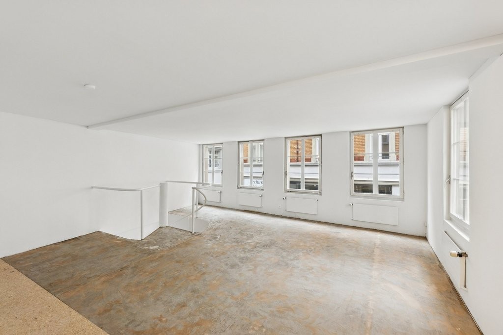 Commerce de 107m², photo 4 sur 6