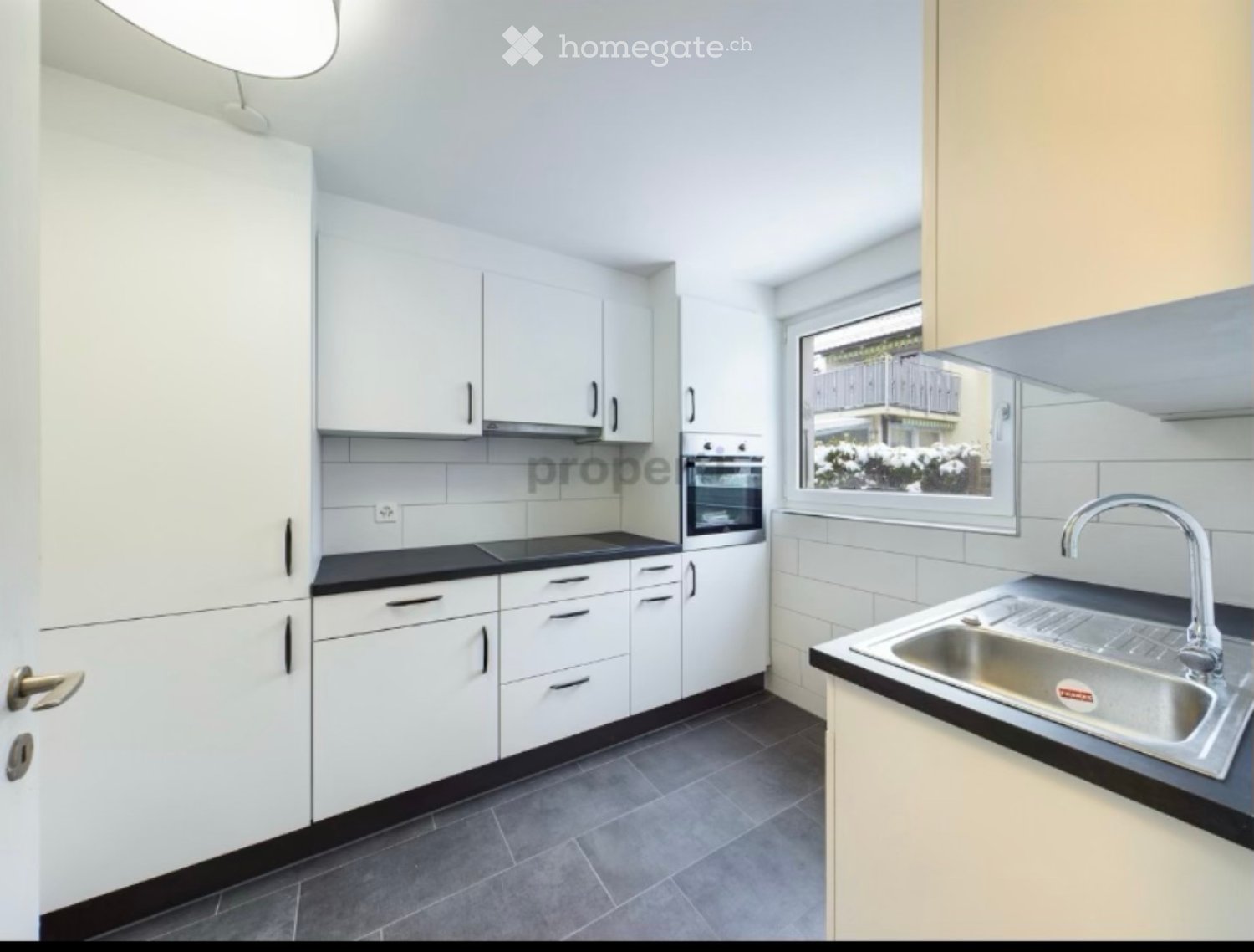 maison individuelle de 4 pièces, photo 2 sur 5