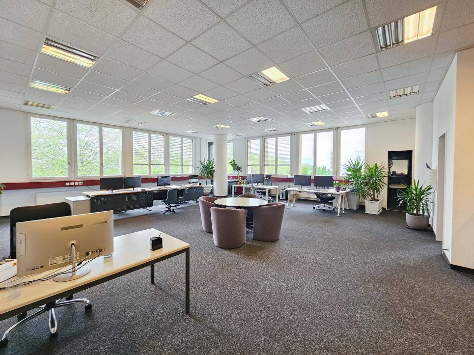 234m² office