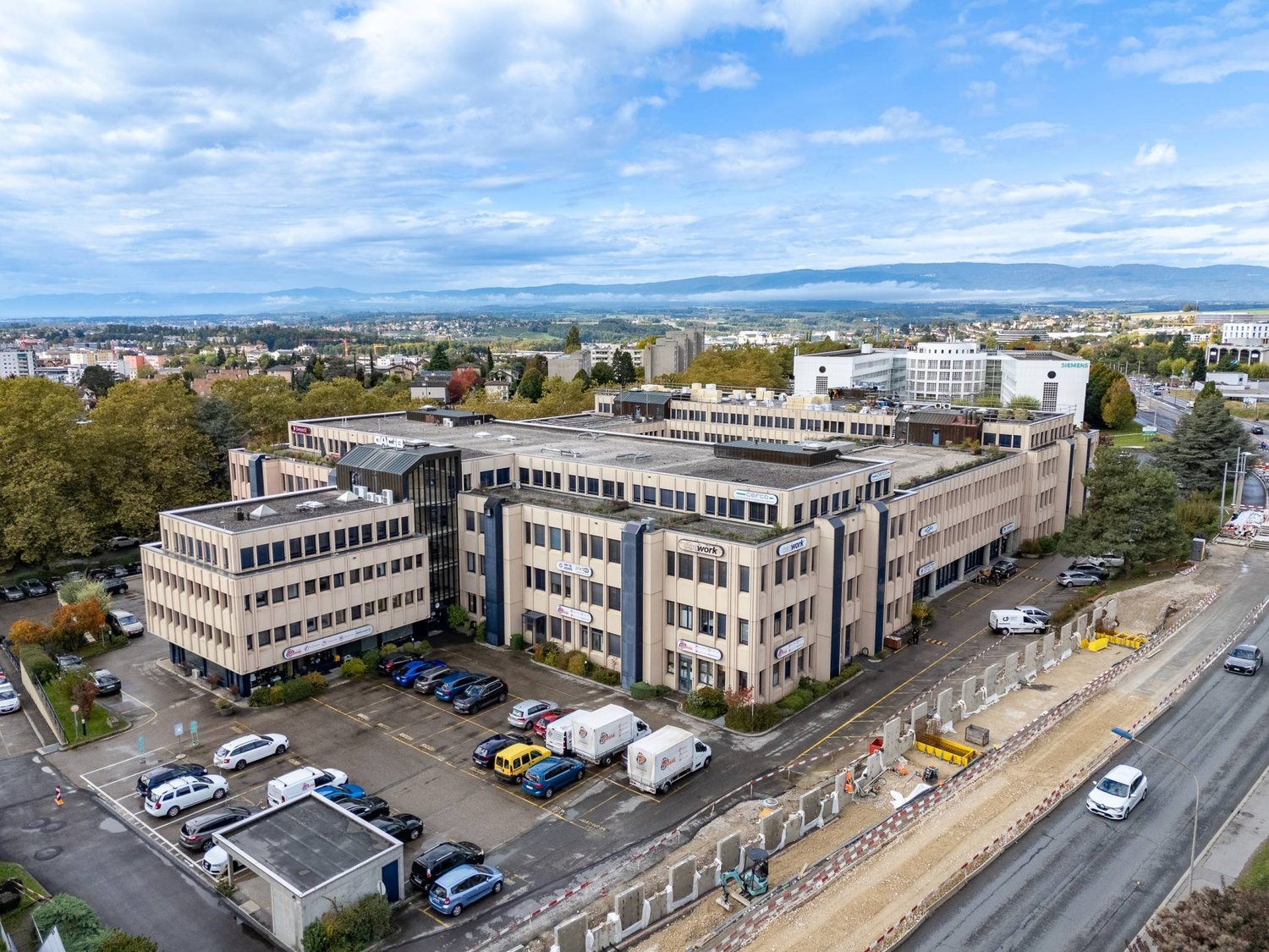 234m² office