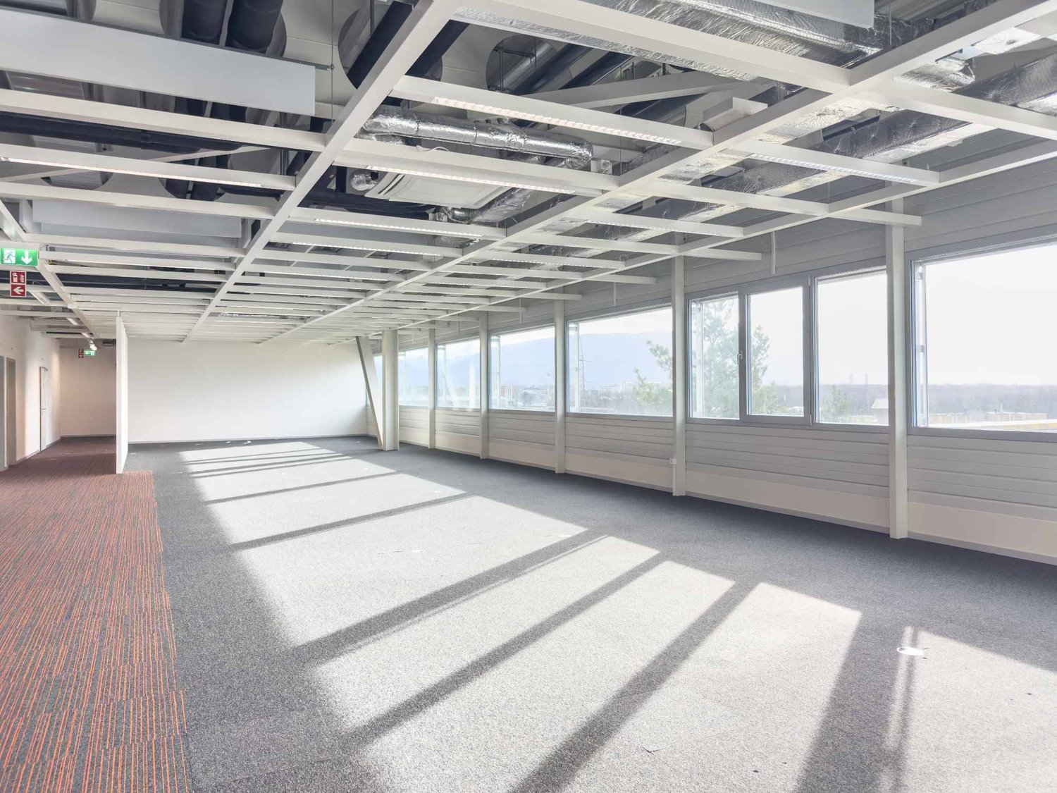 5000m² commercial