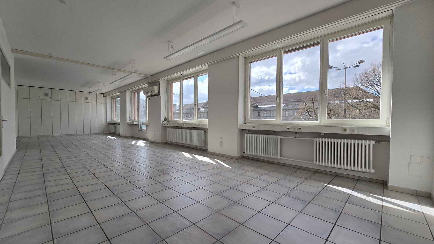 Bureau de 170m²