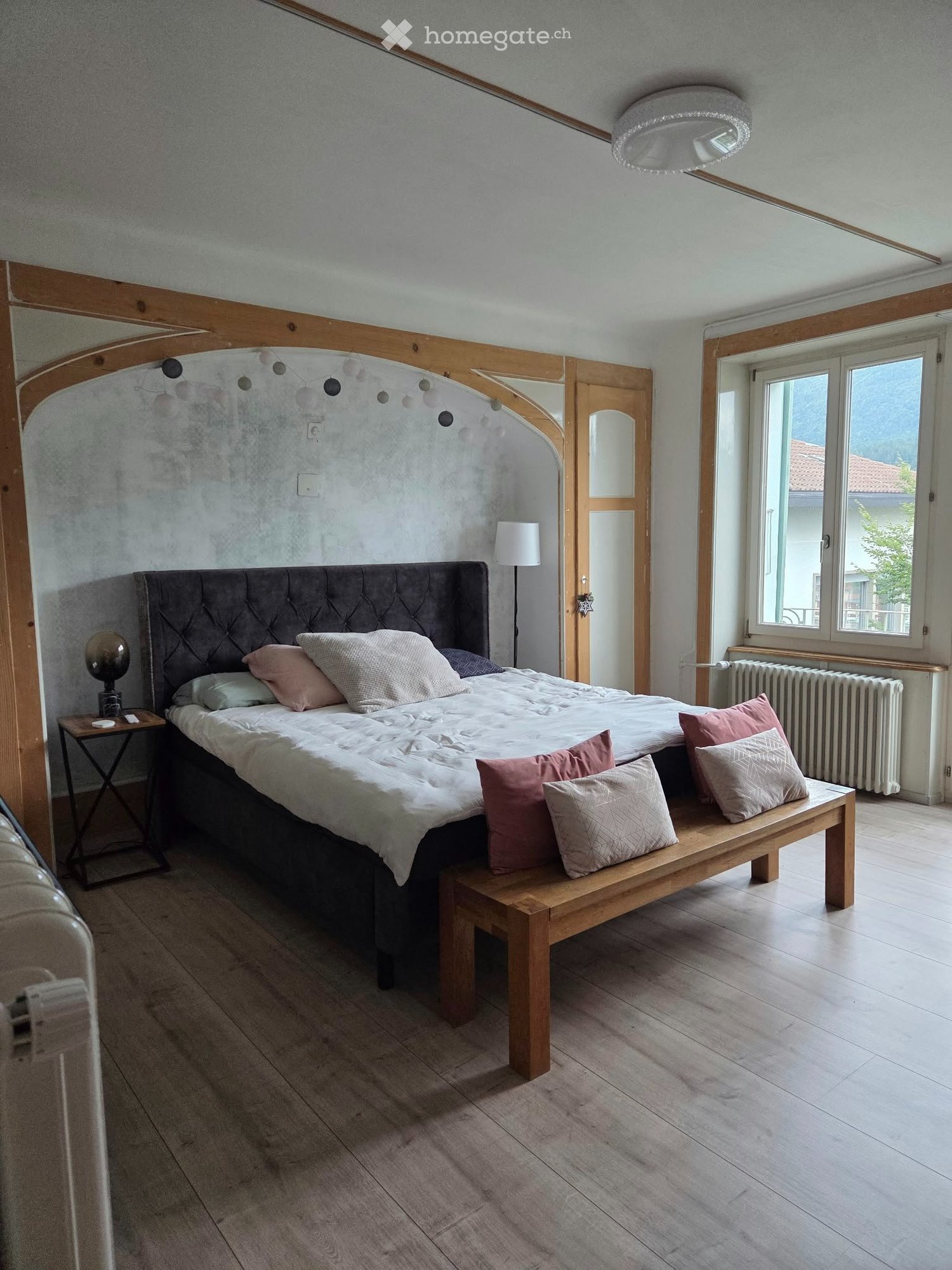 5 rooms apartment