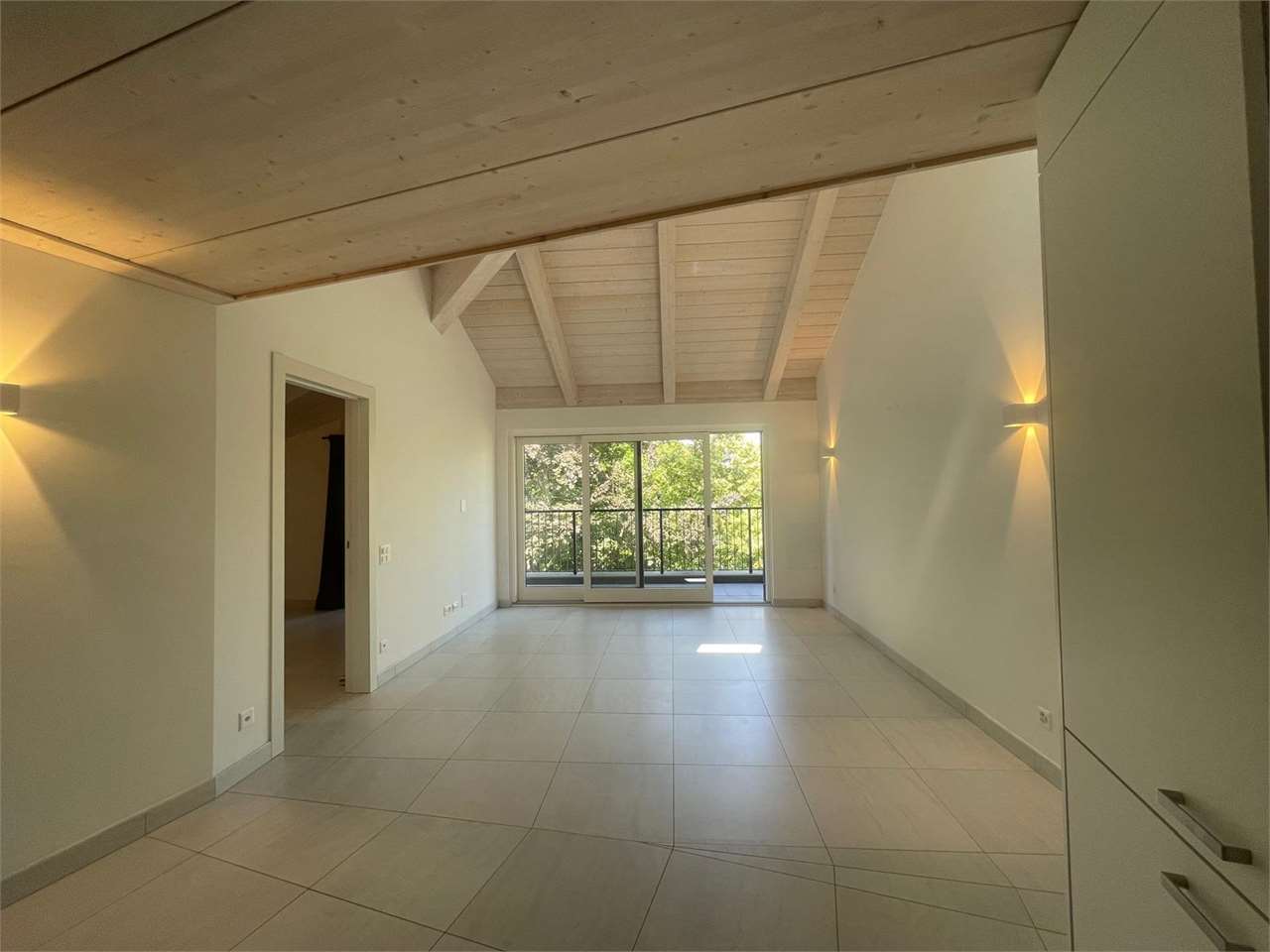 Appartement de 2 ½ pièces, photo 1 sur 10