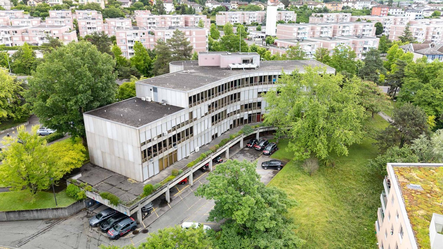 13m² office