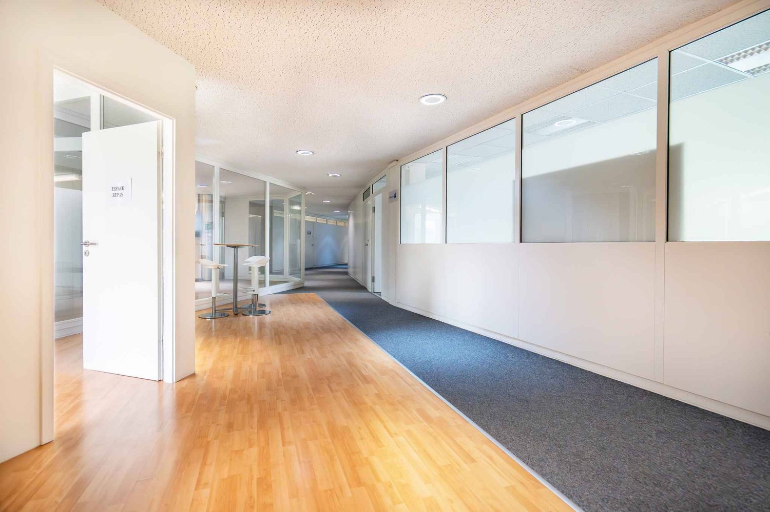 13m² office