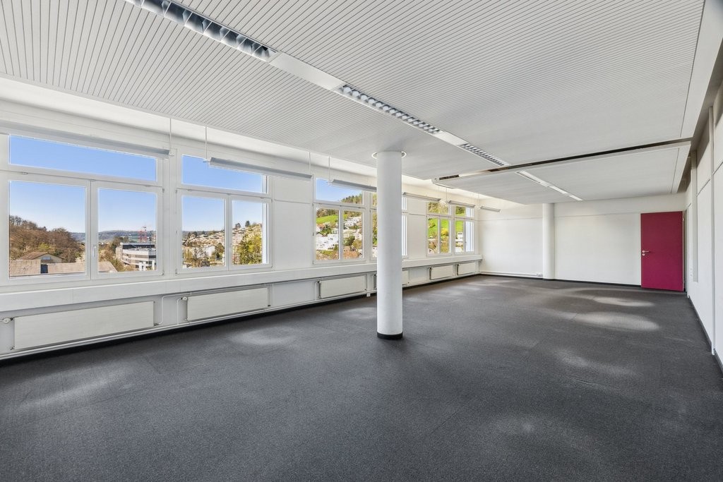 1256m² commercial
