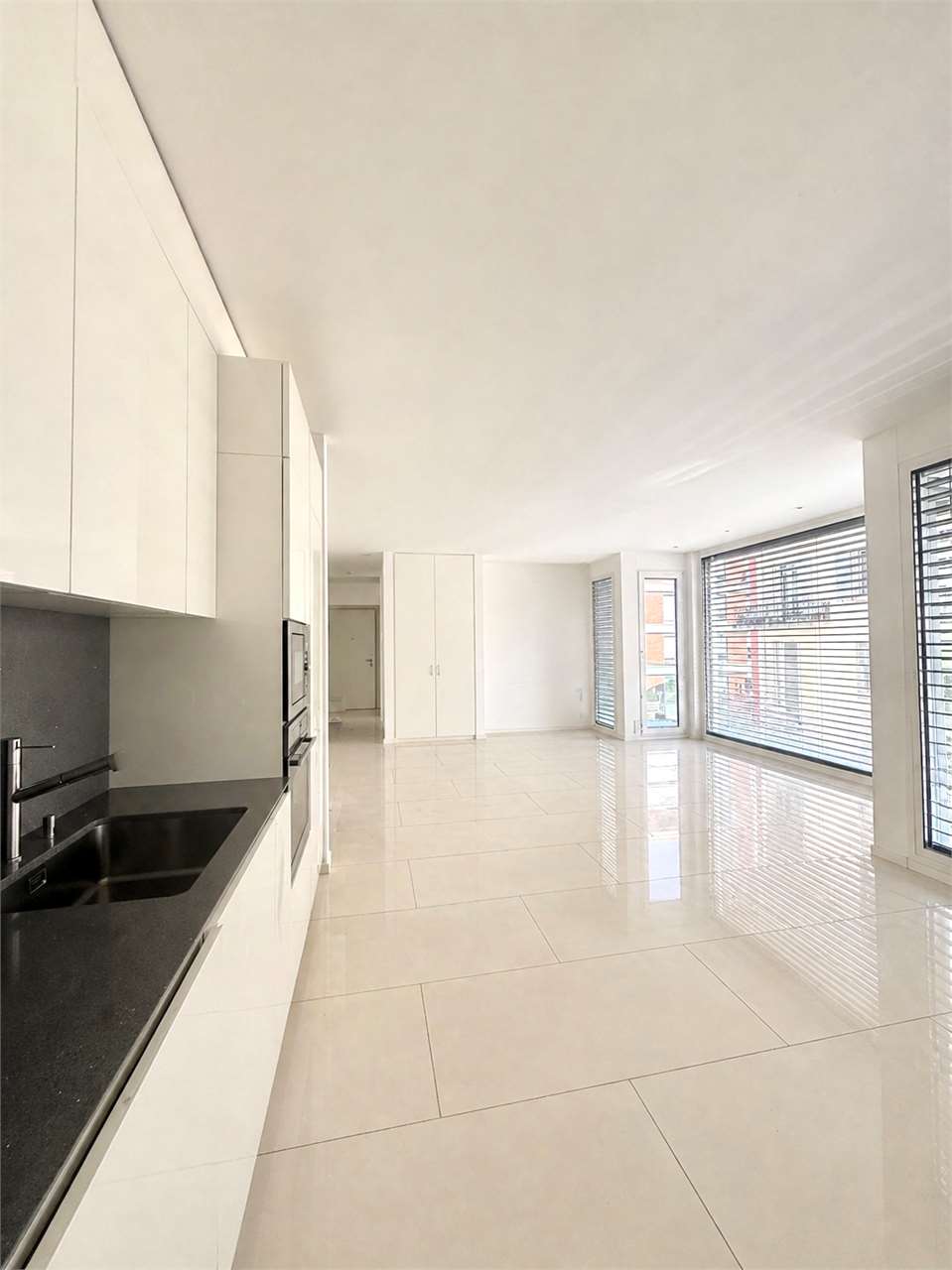 Appartement de 3 ½ pièces, photo 1 sur 9