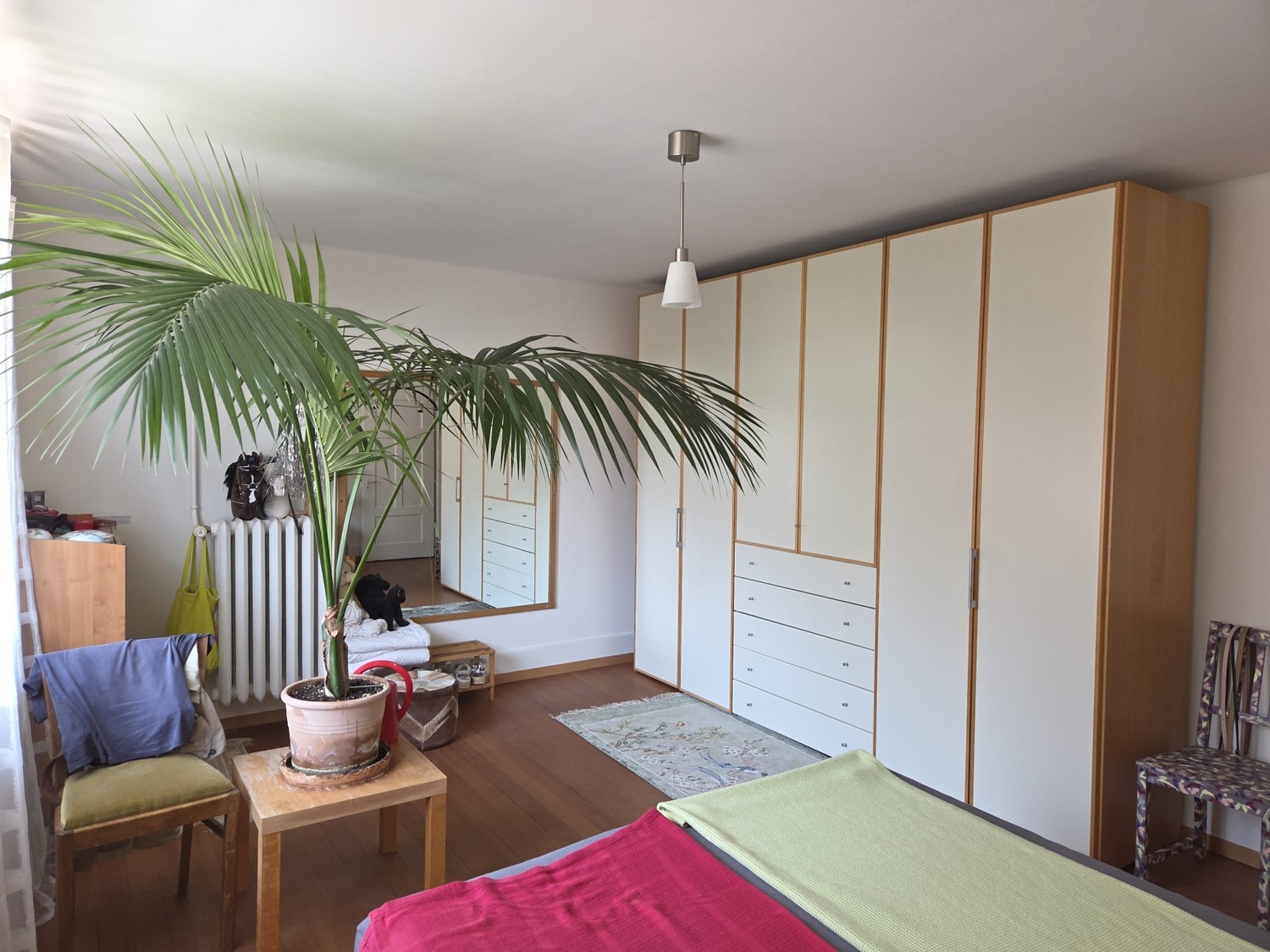 Durée déterminée : Dans un immeuble ancien, nous louons du 01. novembre 2026 au 31. juillet 2024 un appartement non meublé de 4 pièces, idéal comme colocation.

Nous nous réjouissons de prendre contact avec vous., photo 6 sur 10