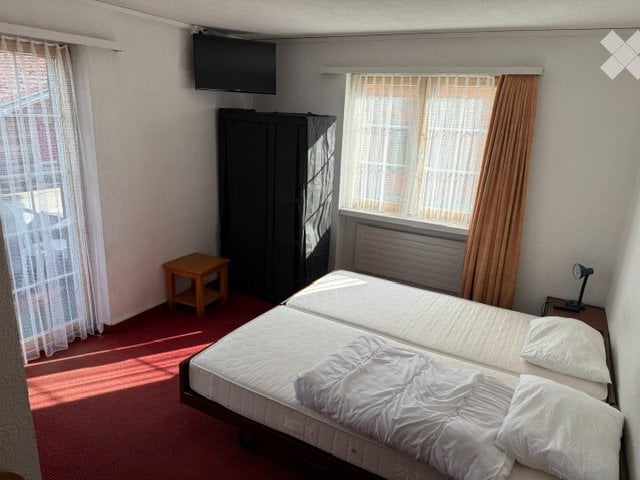 chambre individuelle d'une pièce, photo 3 sur 5