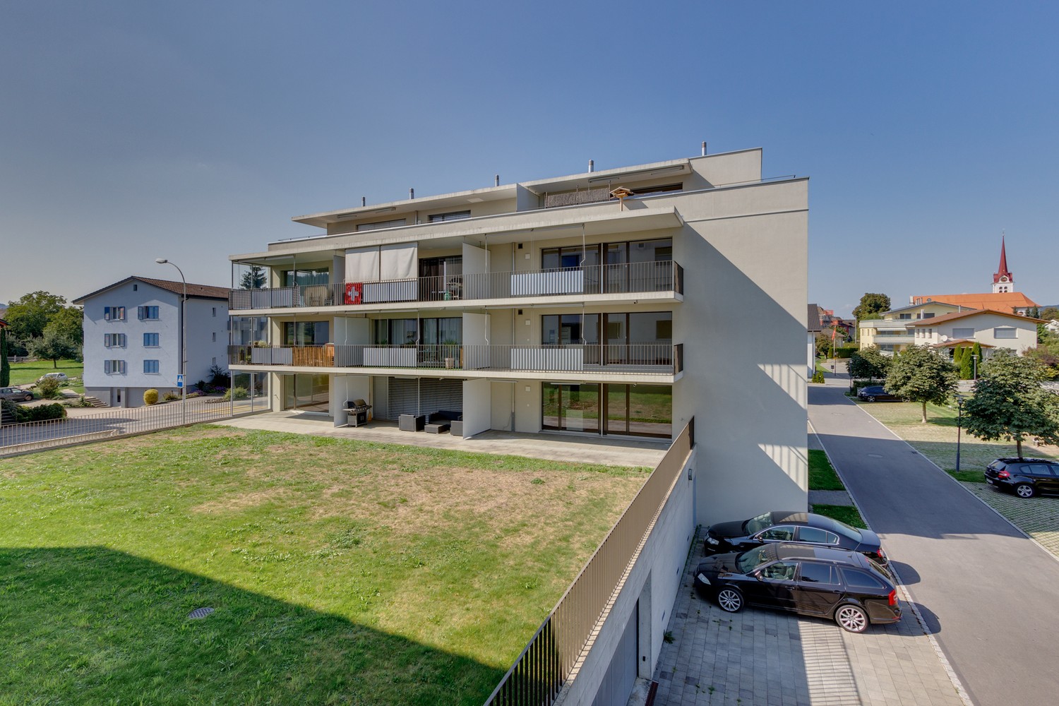 pièce de loisirs de 35m², photo 1 sur 4