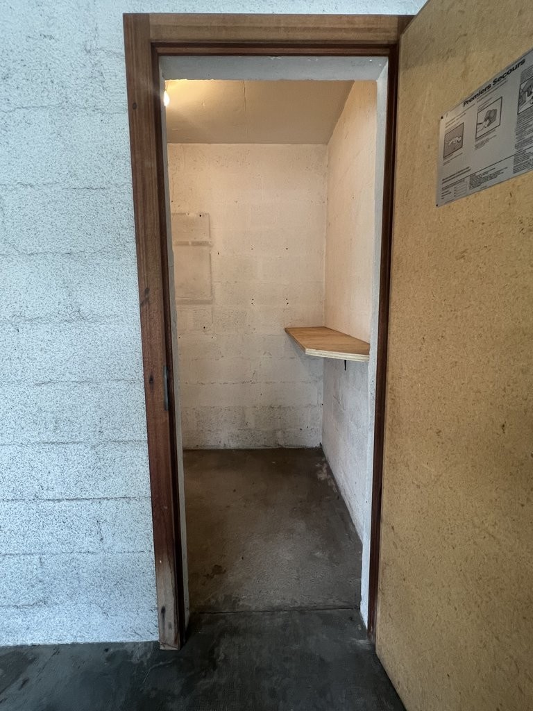 4m² cellar compartment