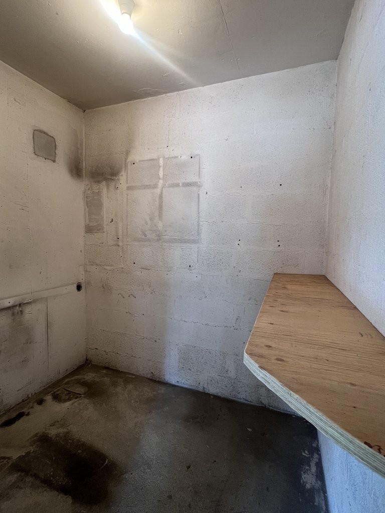 4m² cellar compartment