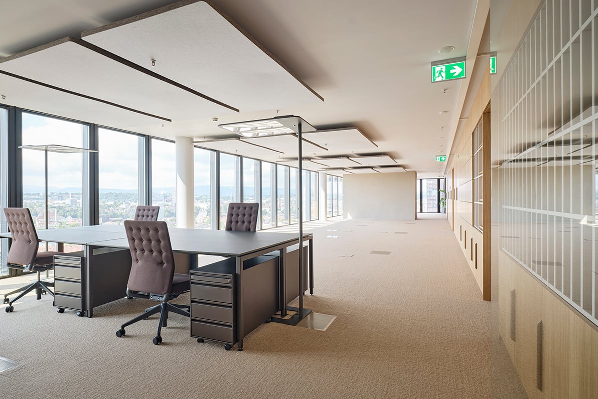 669m² de bureaux, photo 1 sur 10
