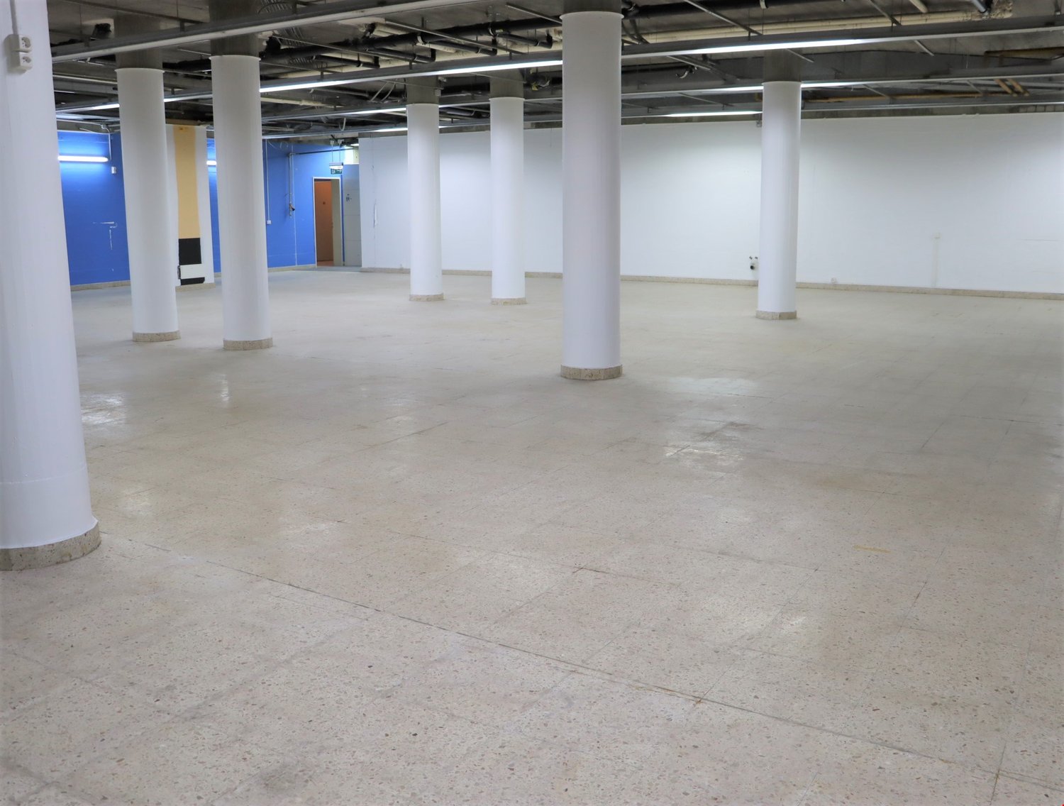 470m² commercial, photo 4 sur 10