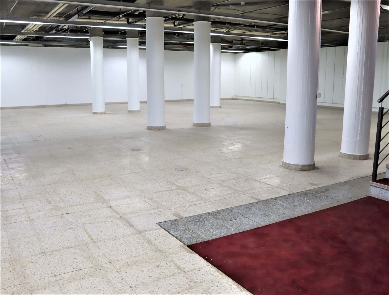 470m² commercial, photo 2 sur 10