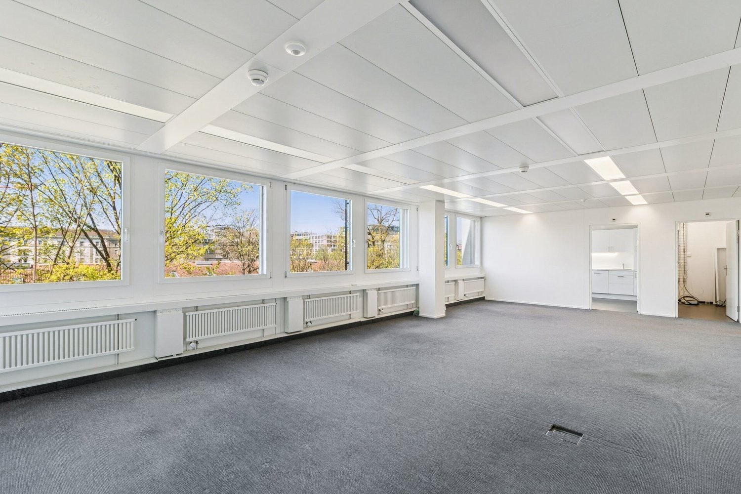 178m² bureau, photo 5 sur 7