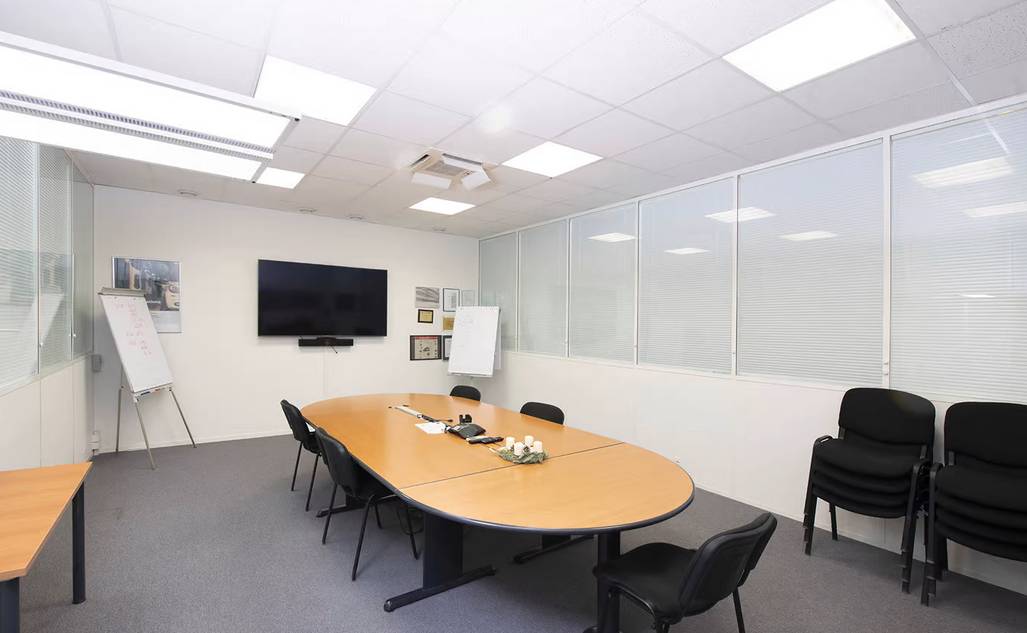 2200m² commercial, photo 5 sur 6