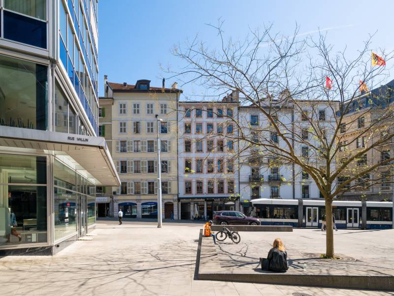 156m² office, photo 1 sur 4