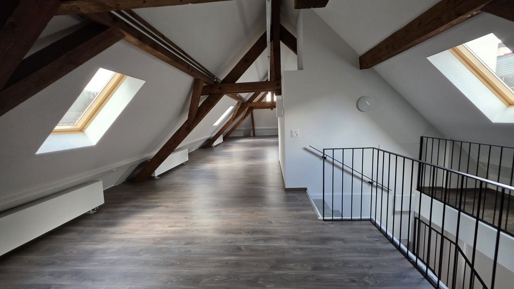 141m² commercial, photo 2 sur 7