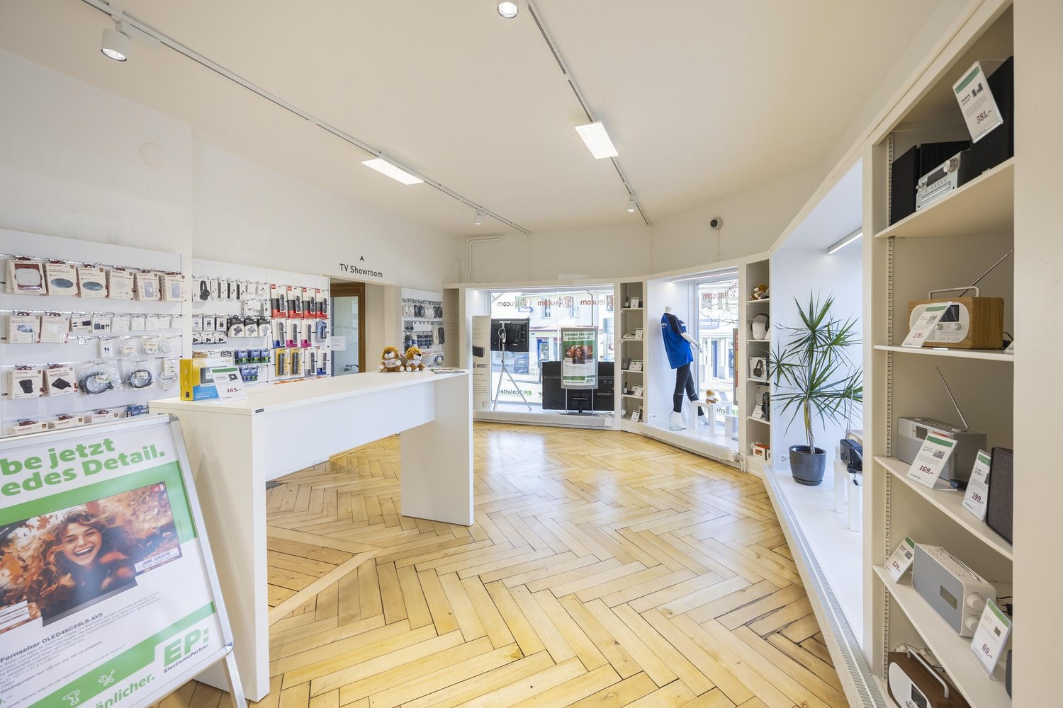 83m² commercial, photo 2 sur 4