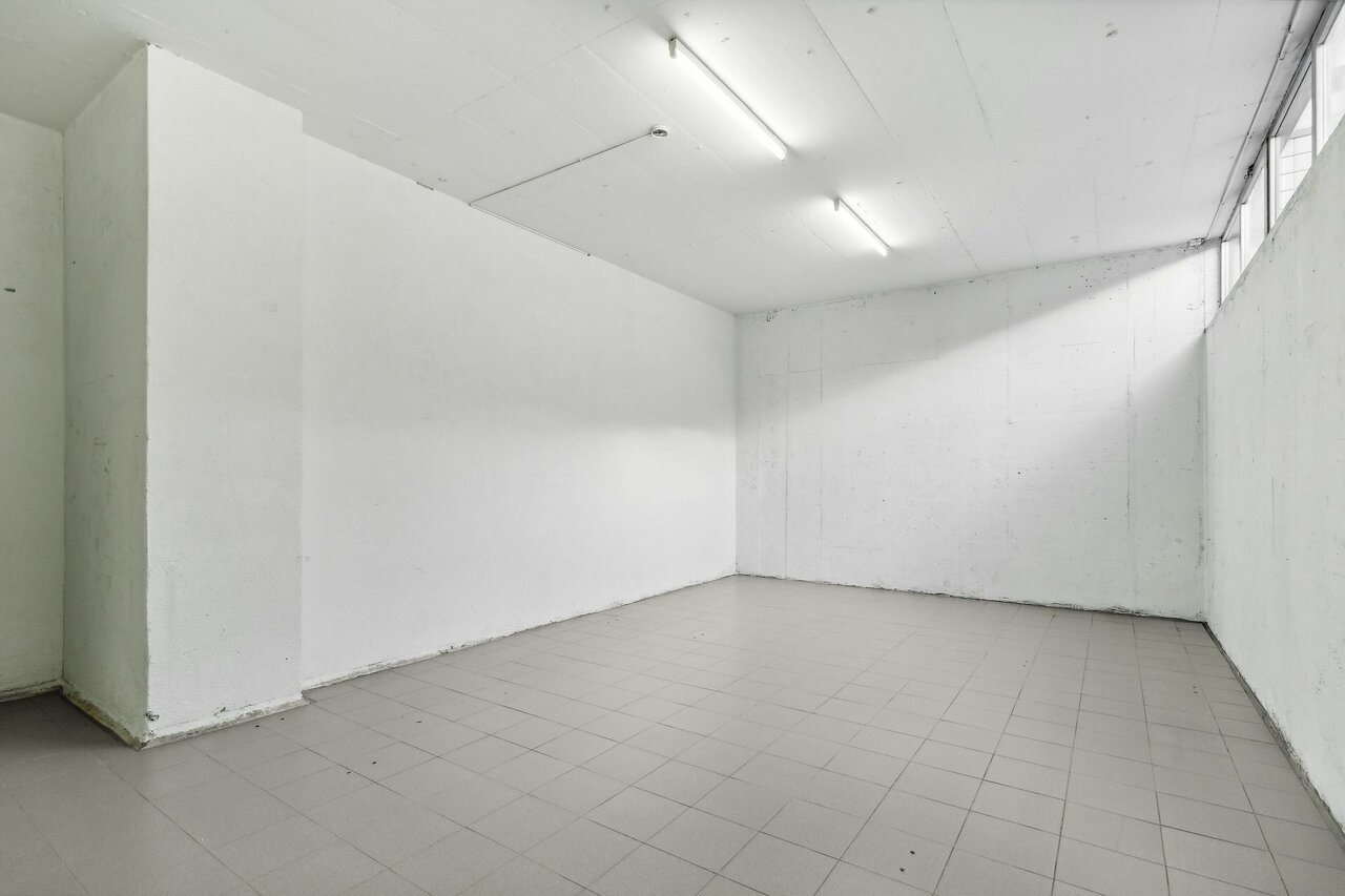 Local de stockage de 123m²
