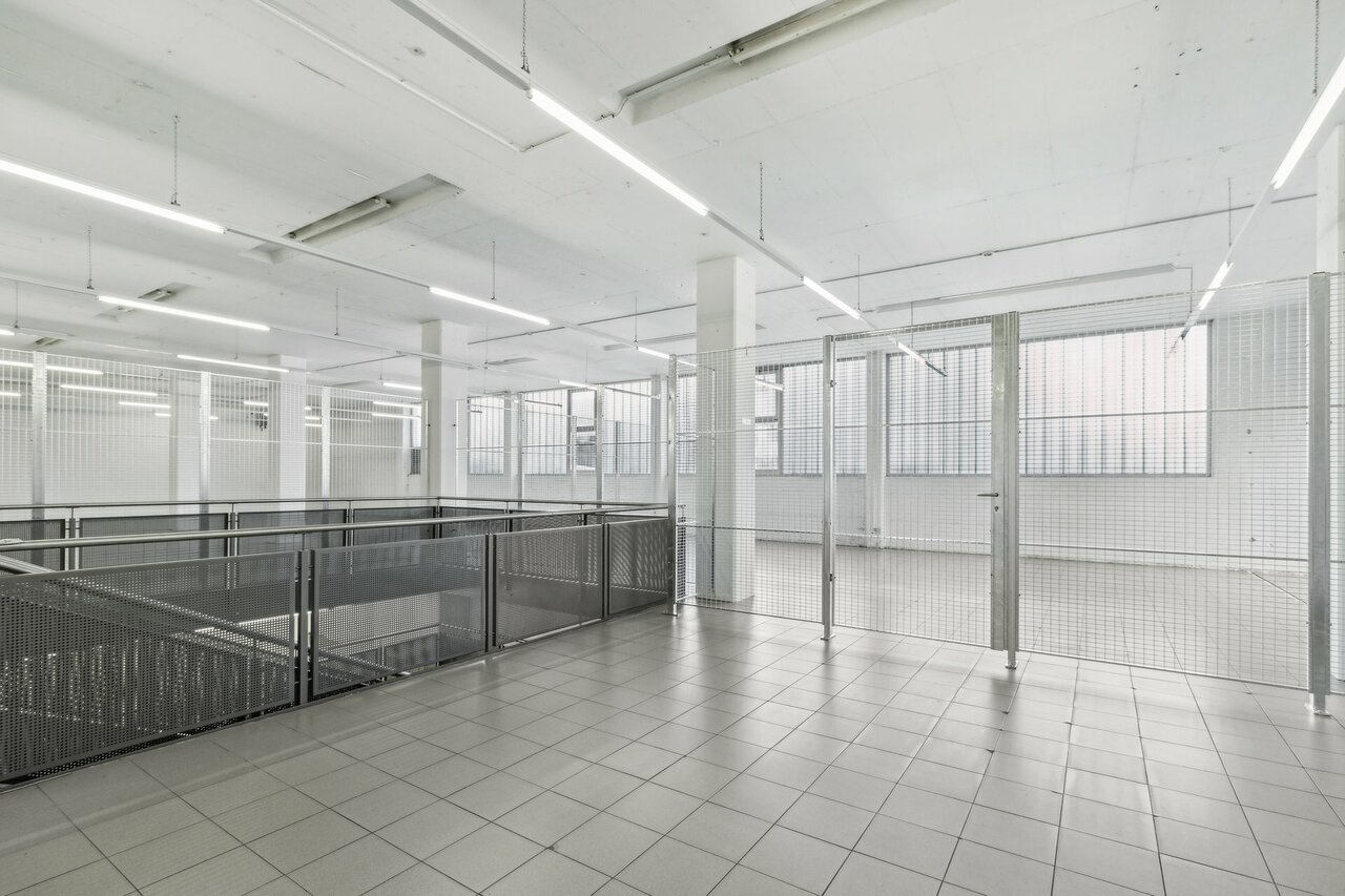 Local de stockage de 123m²