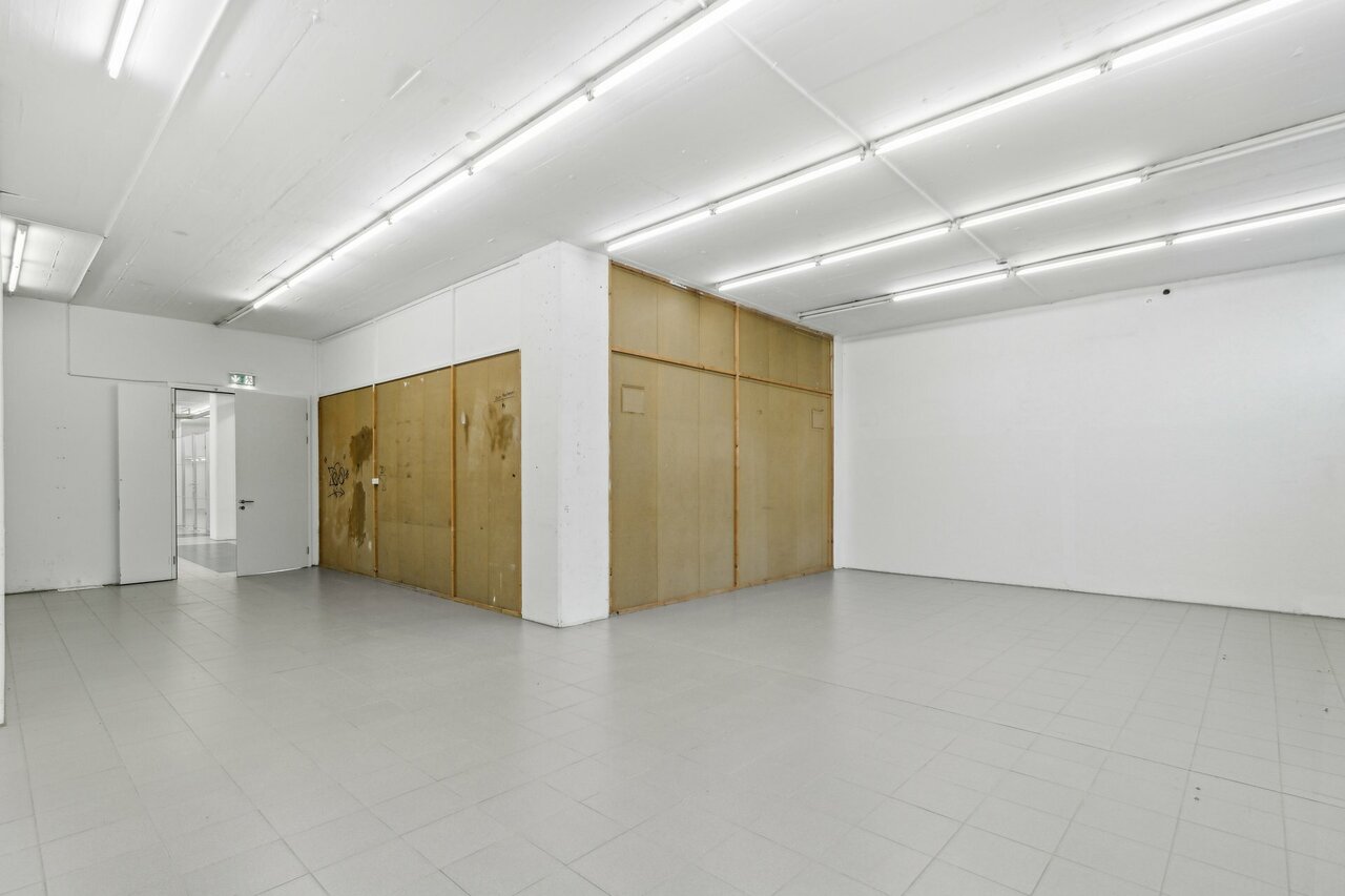 Local de stockage de 123m²