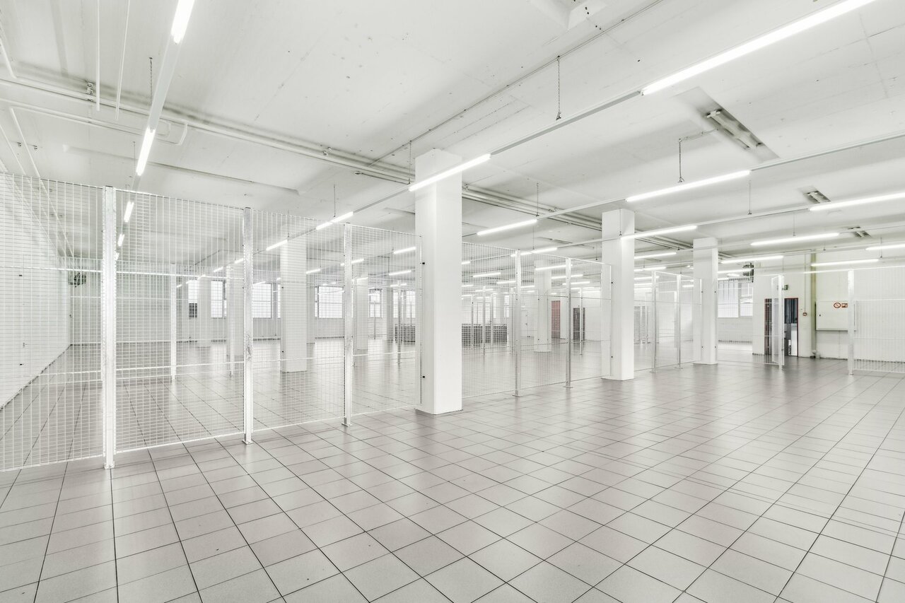Local de stockage de 123m²
