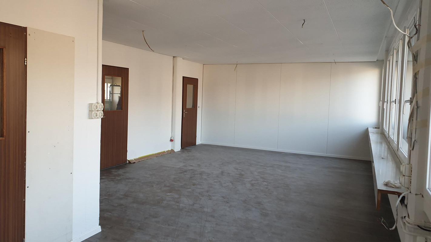 720m² commercial