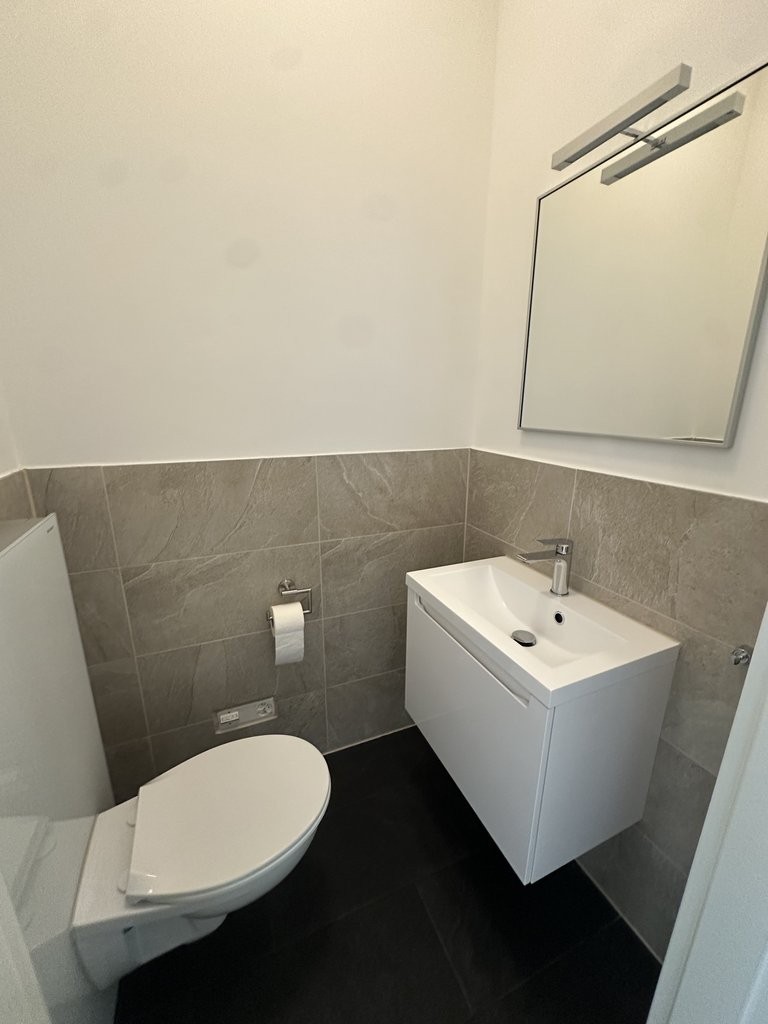 72m² commercial, photo 8 sur 8