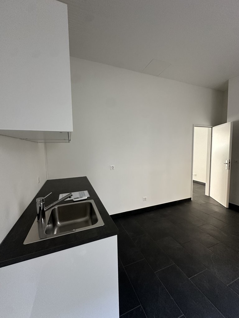 72m² commercial, photo 7 sur 8