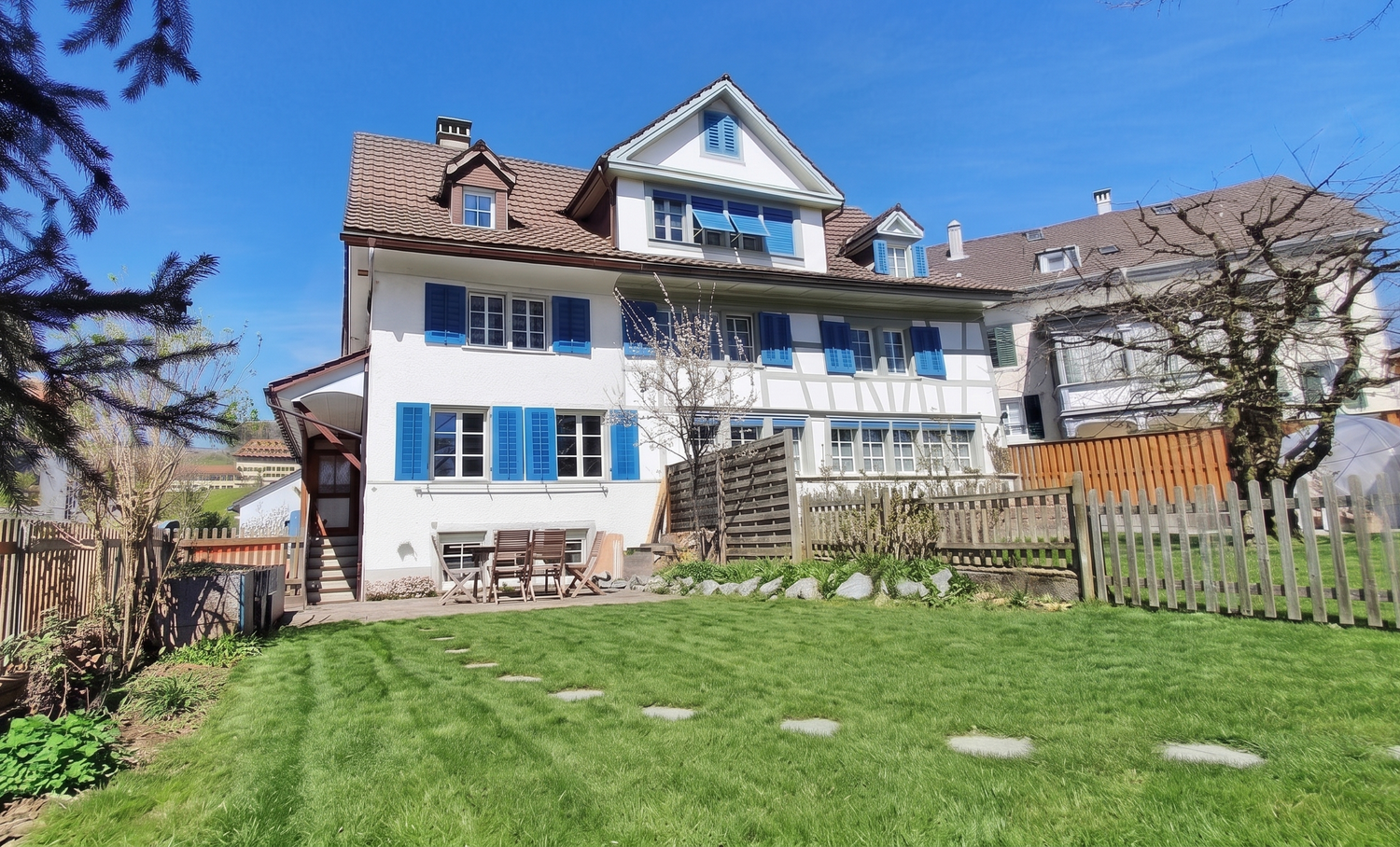 Maison individuelle de 7 ½ pièces, photo 2 sur 5