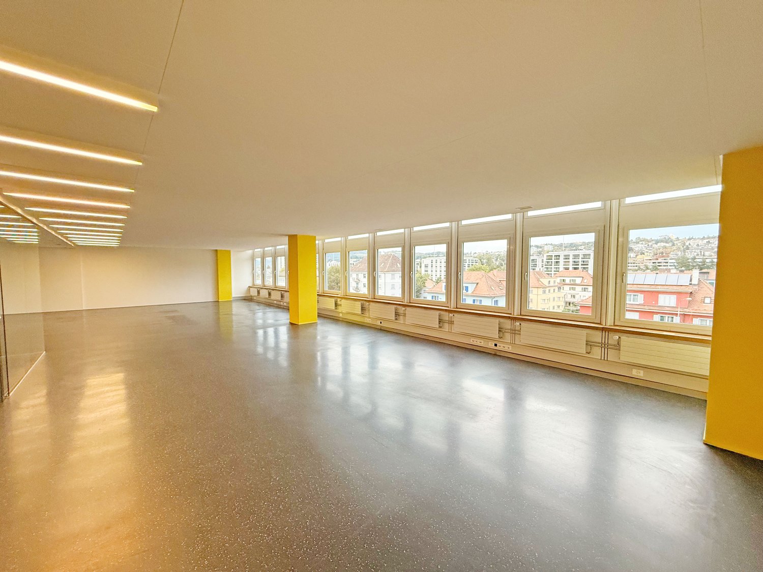 624m² de bureaux