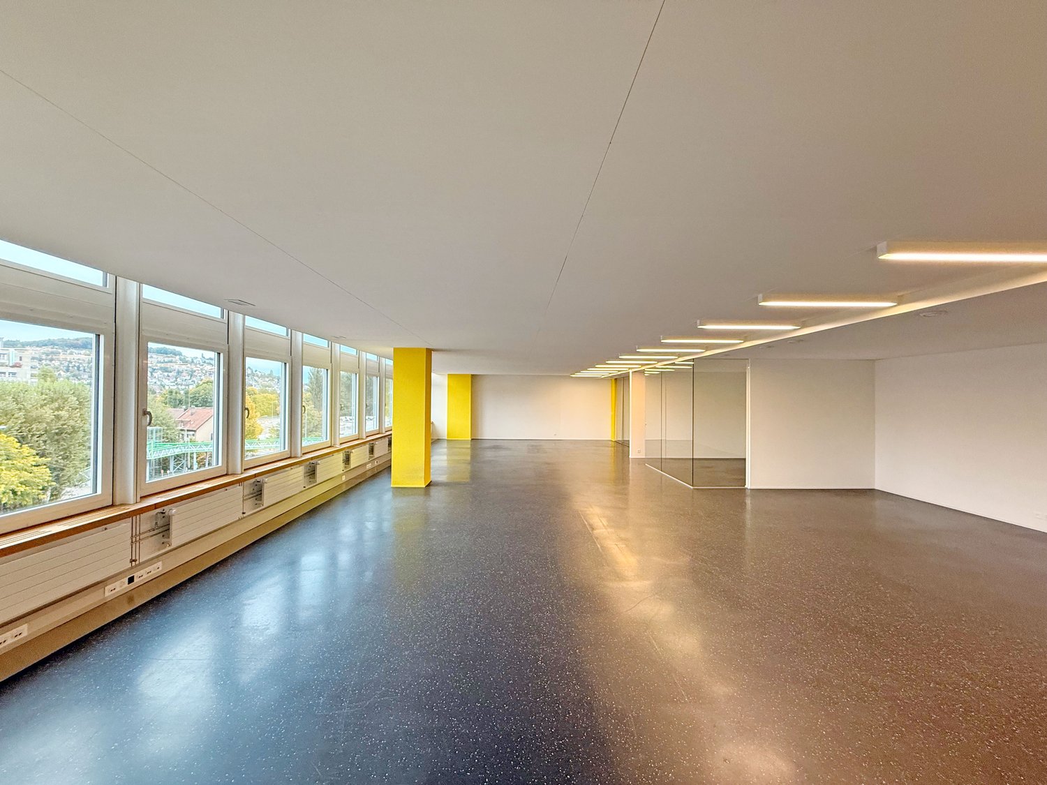 624m² de bureaux