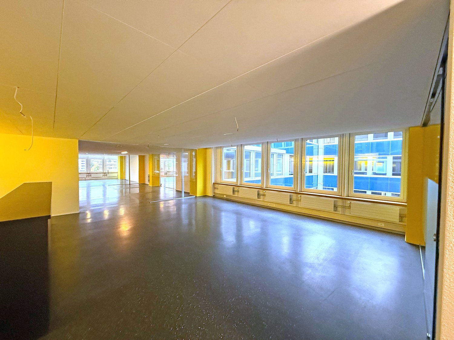 624m² de bureaux