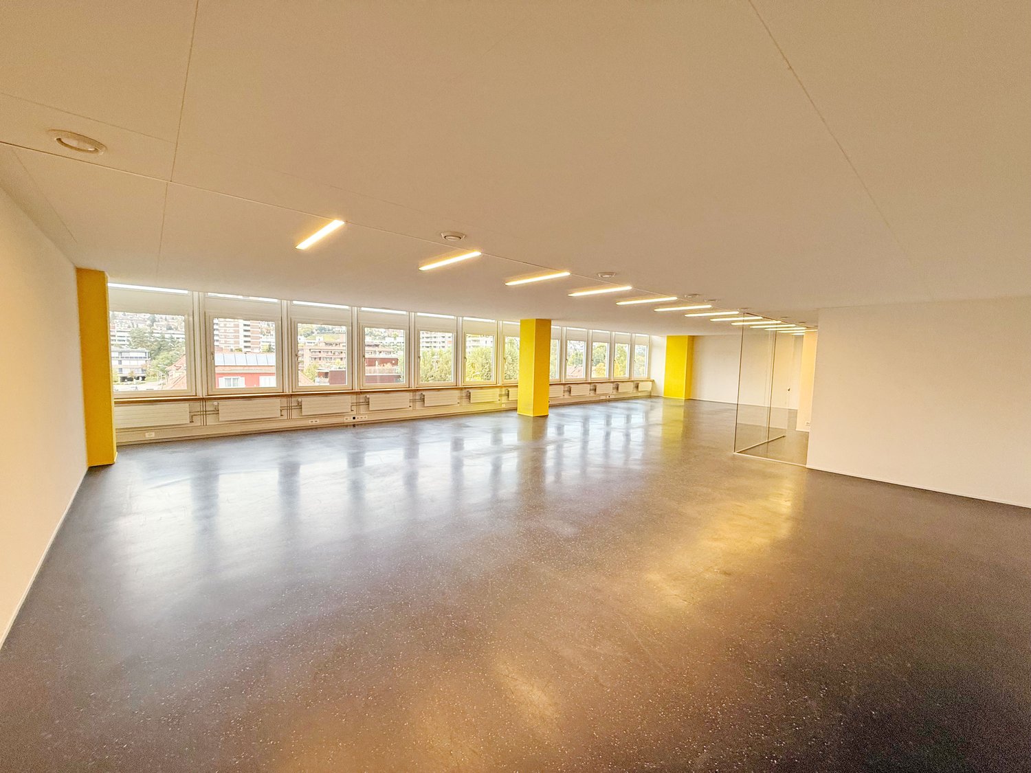 624m² de bureaux