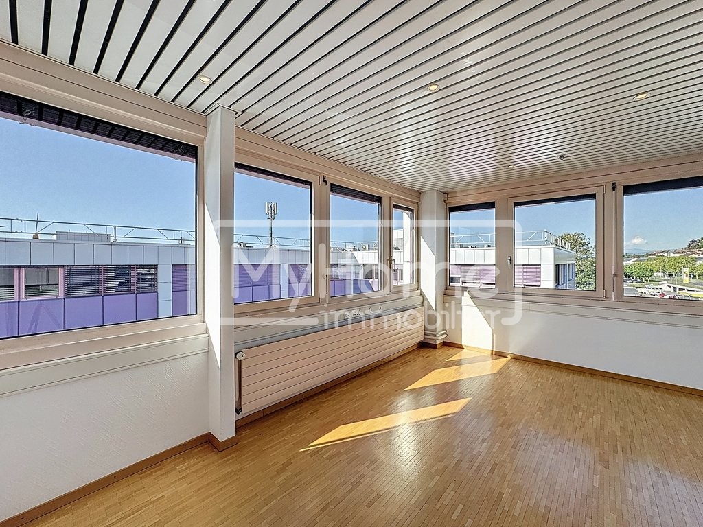 negozio di 104m²