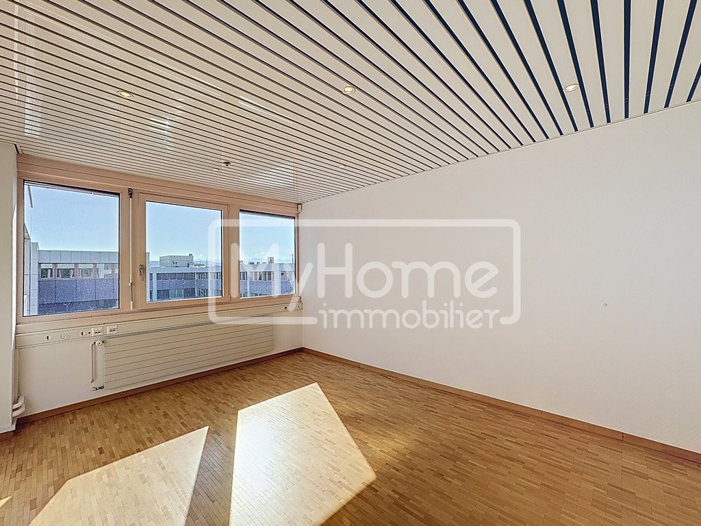 negozio di 104m²