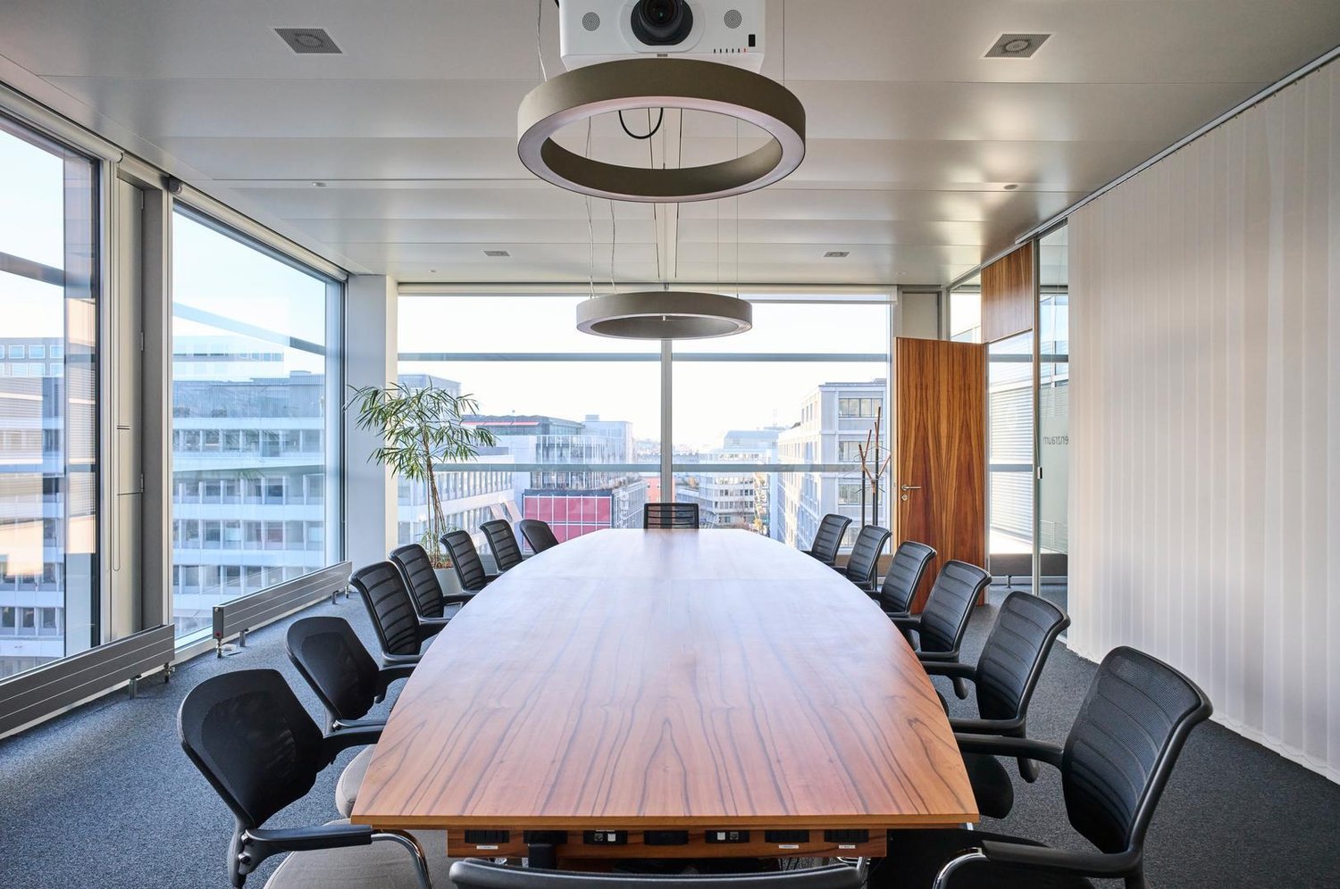 1243m² bureau, photo 2 sur 10