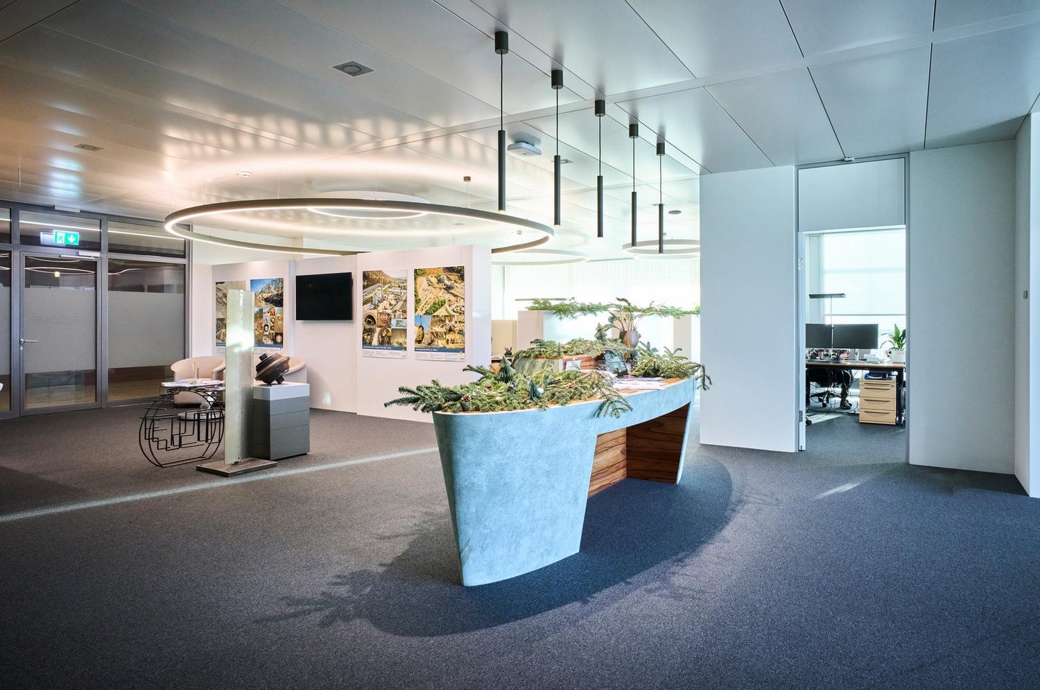 1243m² bureau, photo 1 sur 10