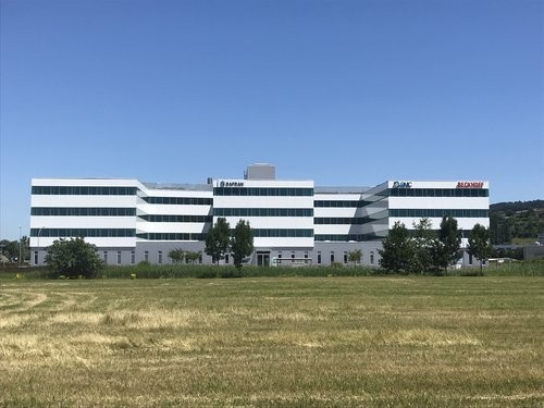 35m² office