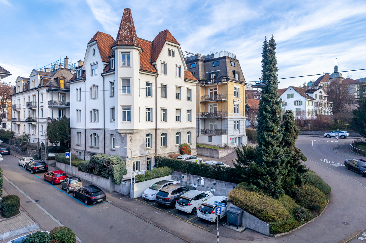 874m² de bureaux