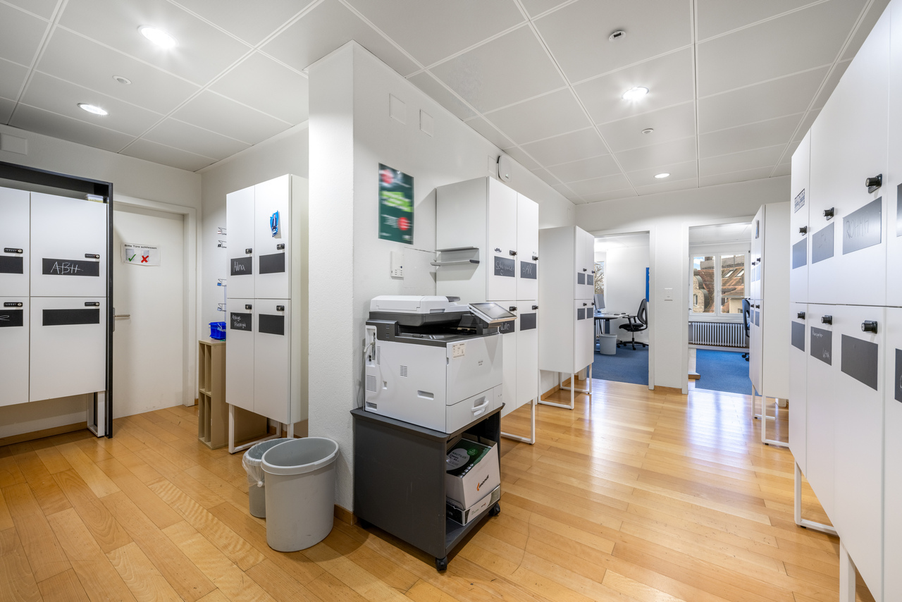874m² de bureaux