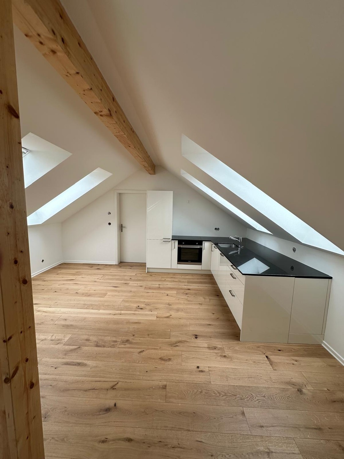 3 ½ pièces appartement au dernier étage, photo 4 sur 10