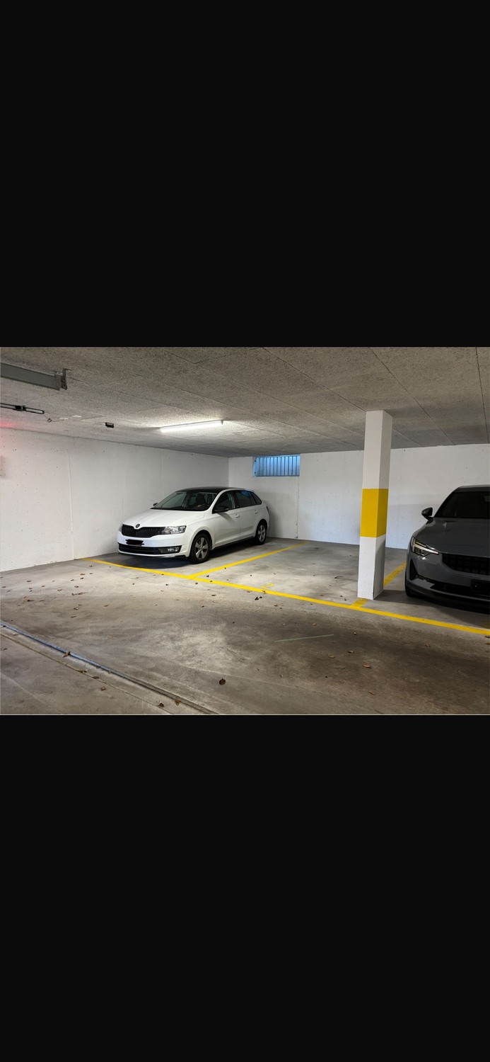 Place de parc en garage souterrain, photo 1 sur 2