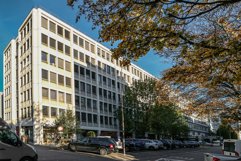 356m² office, photo 1 sur 6