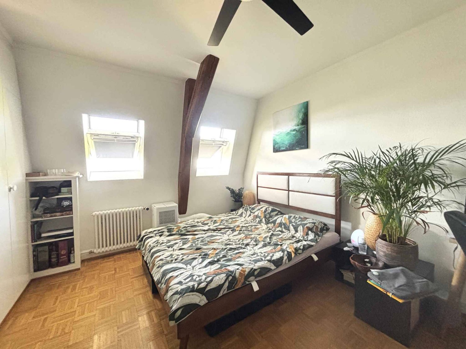 5 rooms apartment