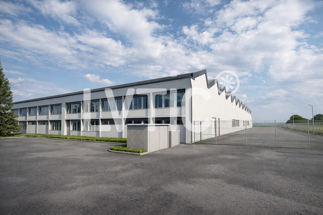 3000m² industrial object, photo 1 sur 8