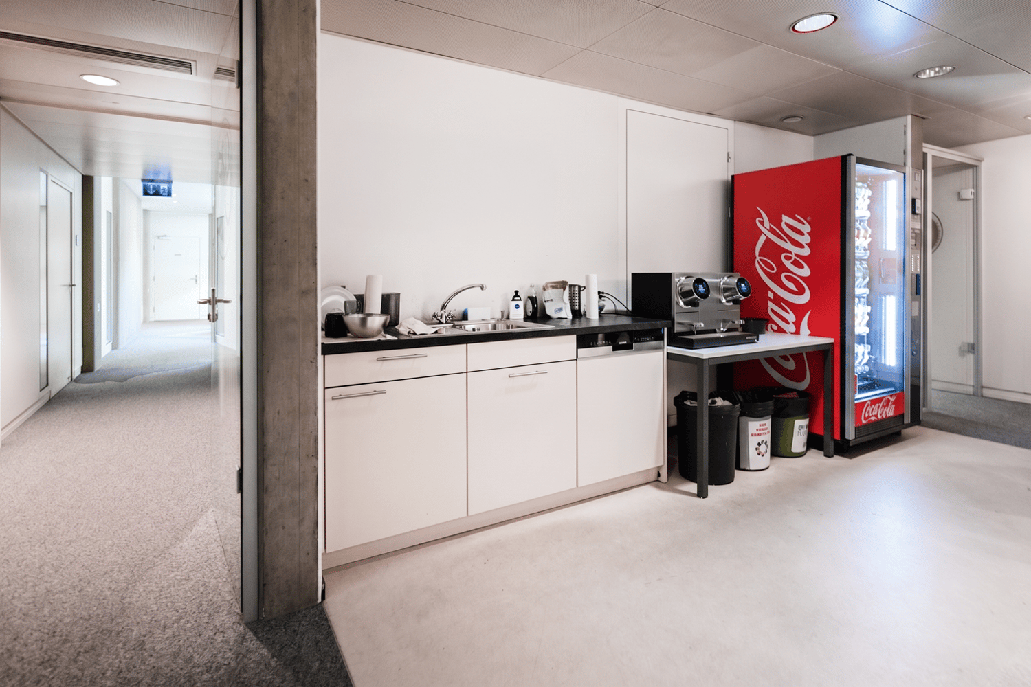 803m² bureau